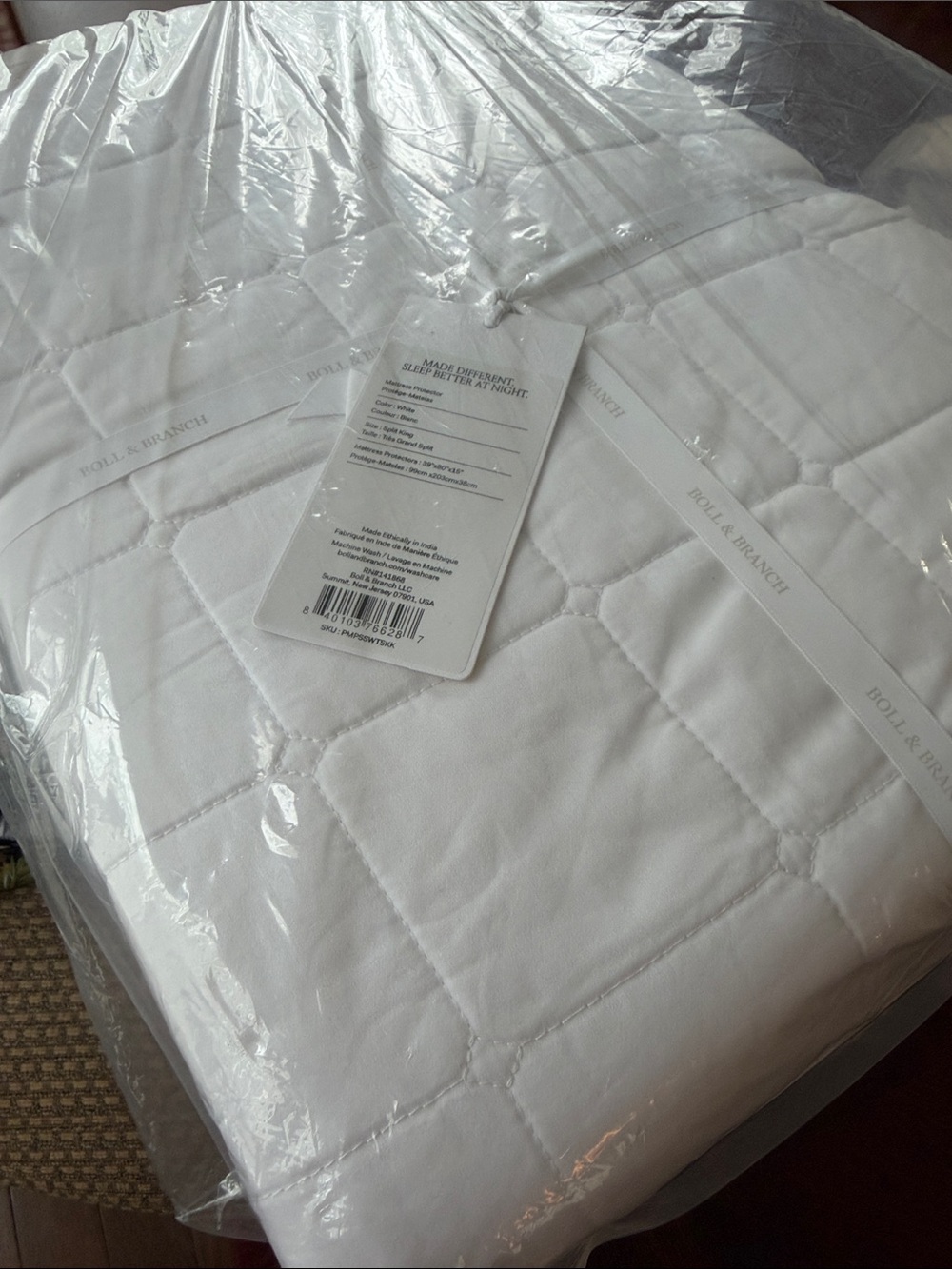 BOLL & BRANCH Mattress Protector, Split King Size, White Cover
2 Twin XL Fitted